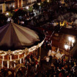 Navidad en plaza San Francisco de sevilla con carrusel y pista de patinaje | Sevilla con los peques