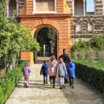 Visita al Alcázar de Sevilla de la mano de Sevilla Oficial Tour | Sevilla con los peques