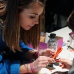 El Acuario regala entradas a los niños que ayuden a montar el árbol de Navidad | Sevilla con los Peques