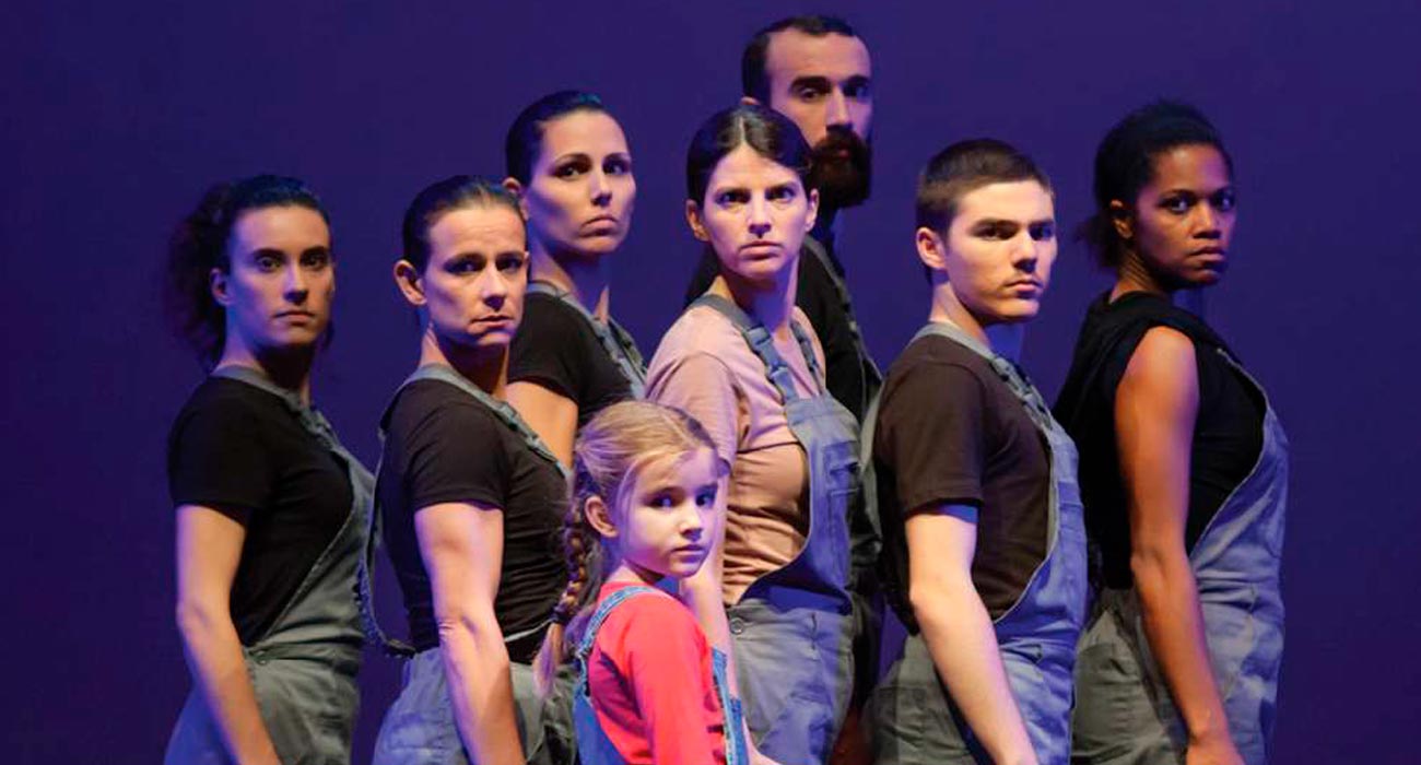 Una de las coreografías de Asas de papel | Sevilla con los peques